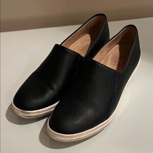 Naturalizer Black Slip-On wedge leather shoe